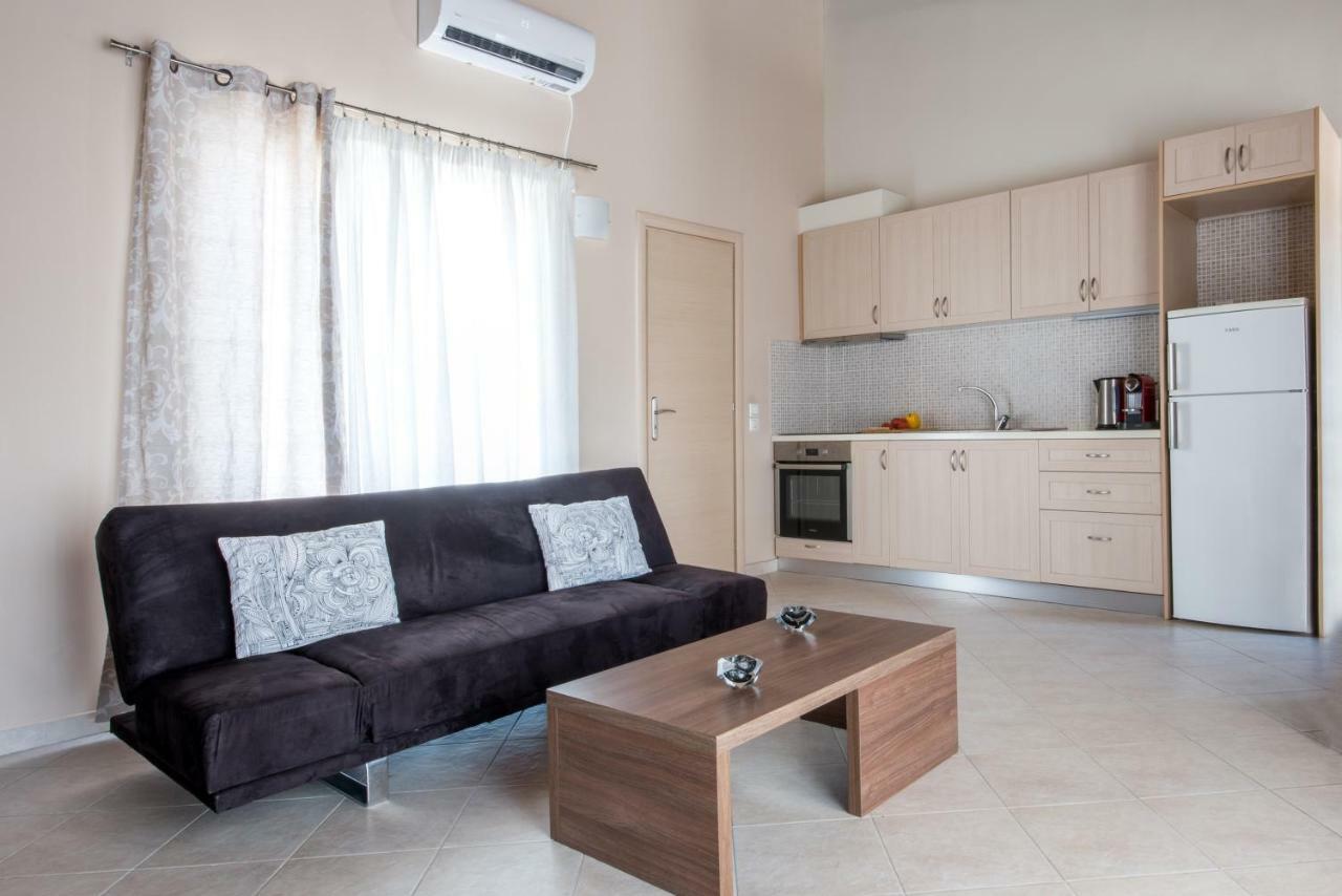 Apartment Top Floor Modern Studio In Central Koropion